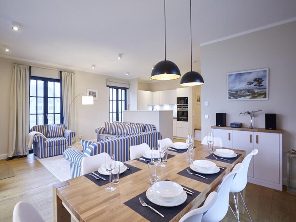 Reetland am Meer - Luxus Reetdachvilla mit 3 Schlafzimmern, Sauna und Kamin F15 photo 3