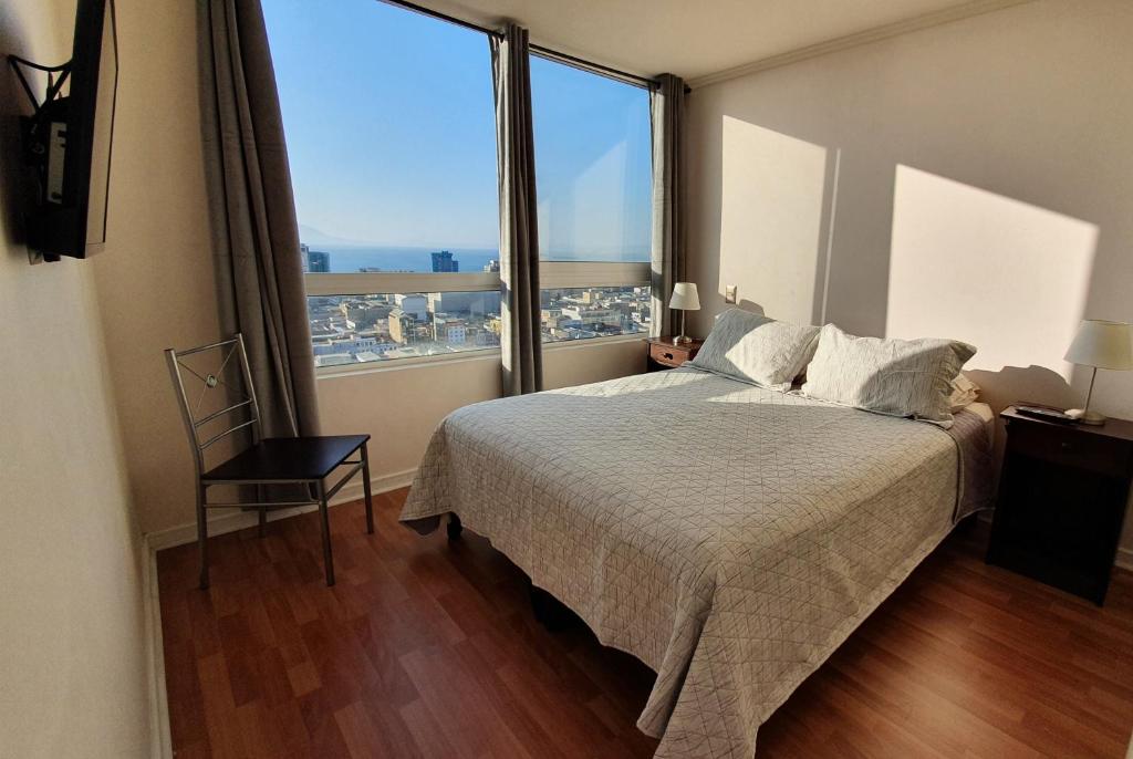 Antofagasta Sunset - Amplio Departamento con Home Office y Vista Mar photo 3