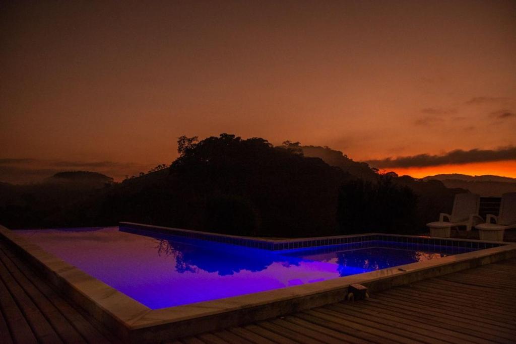 Casarão com piscina e cachoeira CUNHA SP photo 2