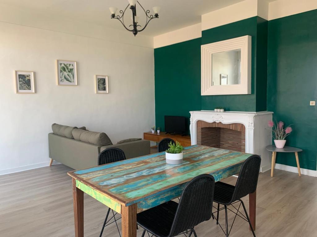 DOUAI 1 spacieux et joli appartement photo 2