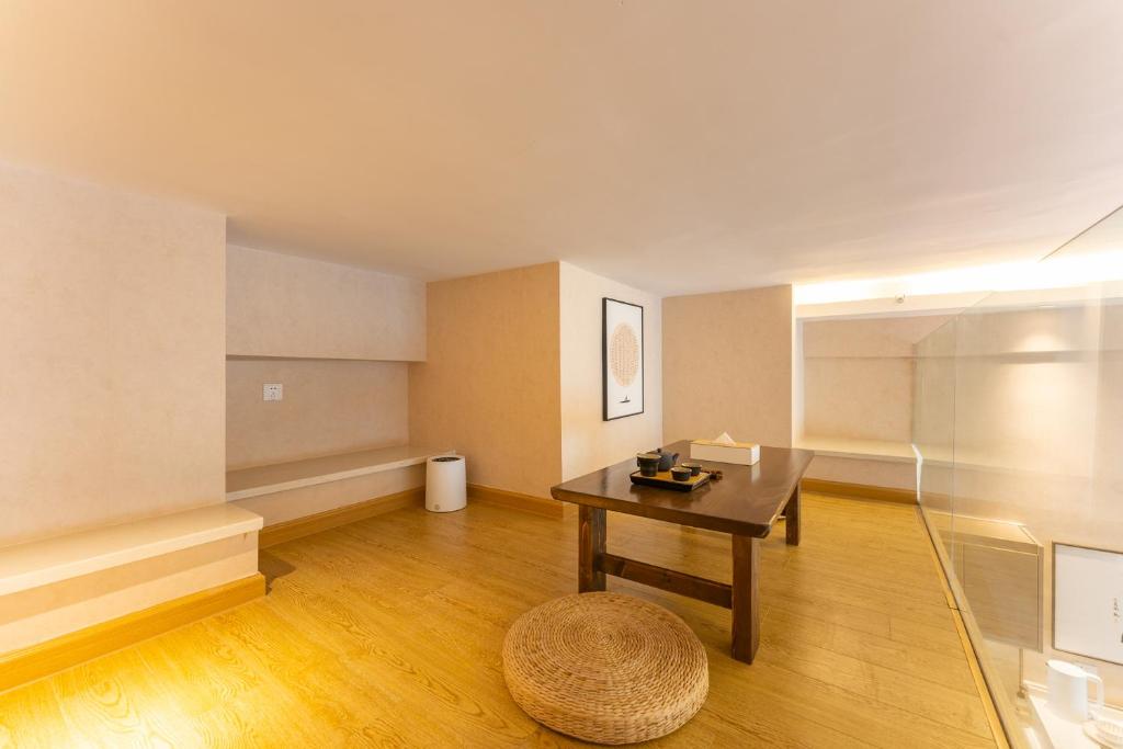 Locals Apartment House 17 photo 3