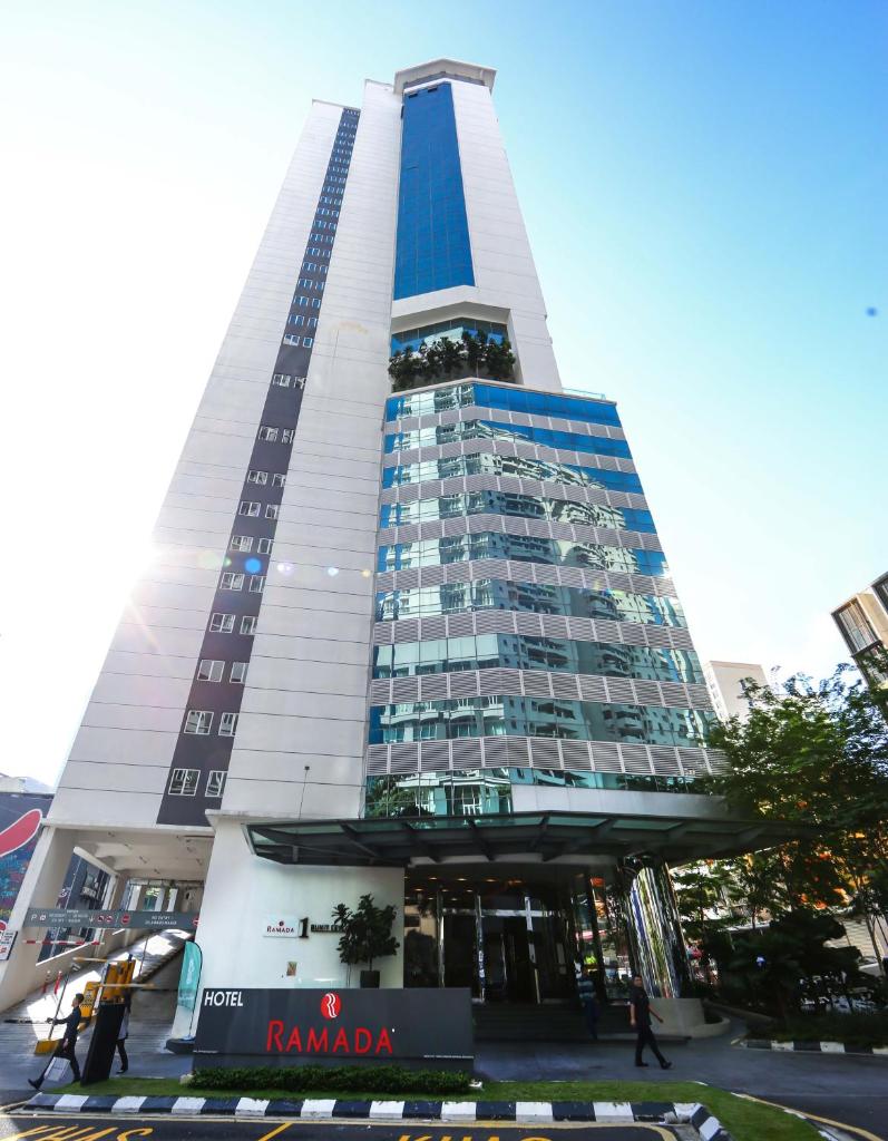 Ramada Suites by Wyndham Kuala Lumpur City Centre photo 2