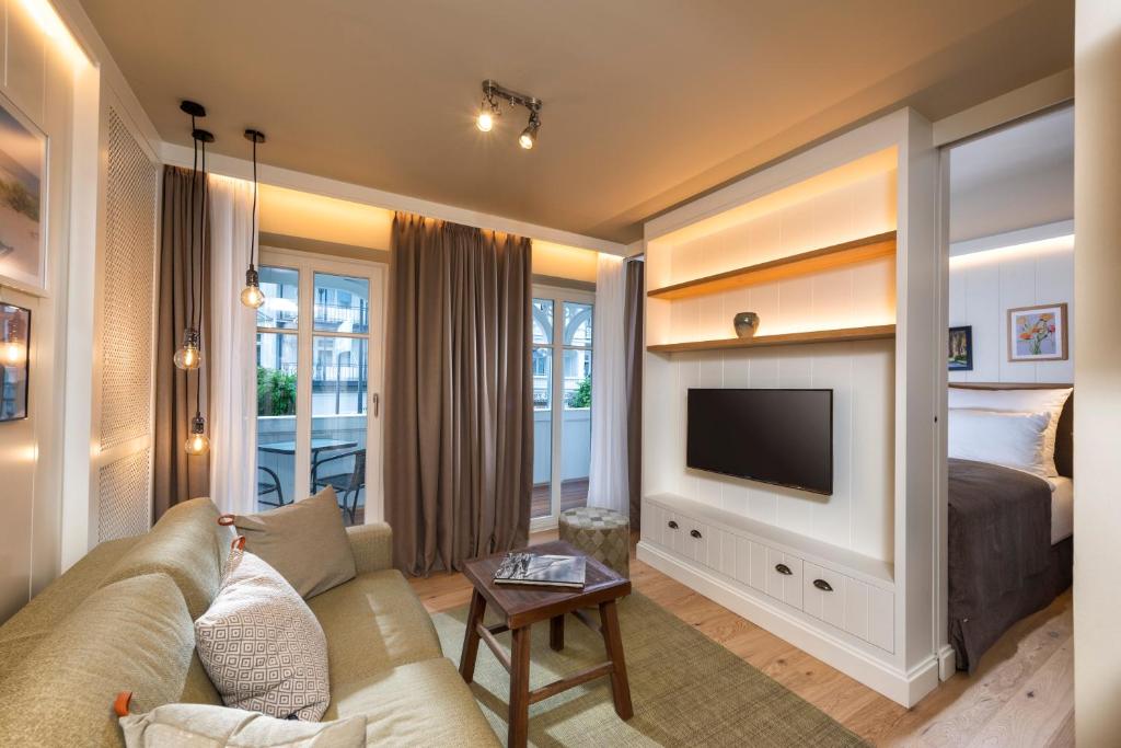 LOEV - VELA Hotels photo 2