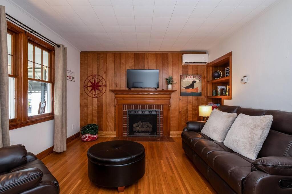 Shenandoah Getaway Near National Park Cozy Space! image