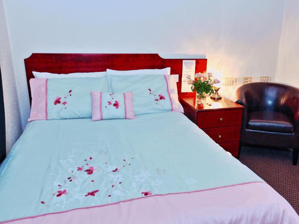 Brentwood Villa Bed and Breakfast photo 3