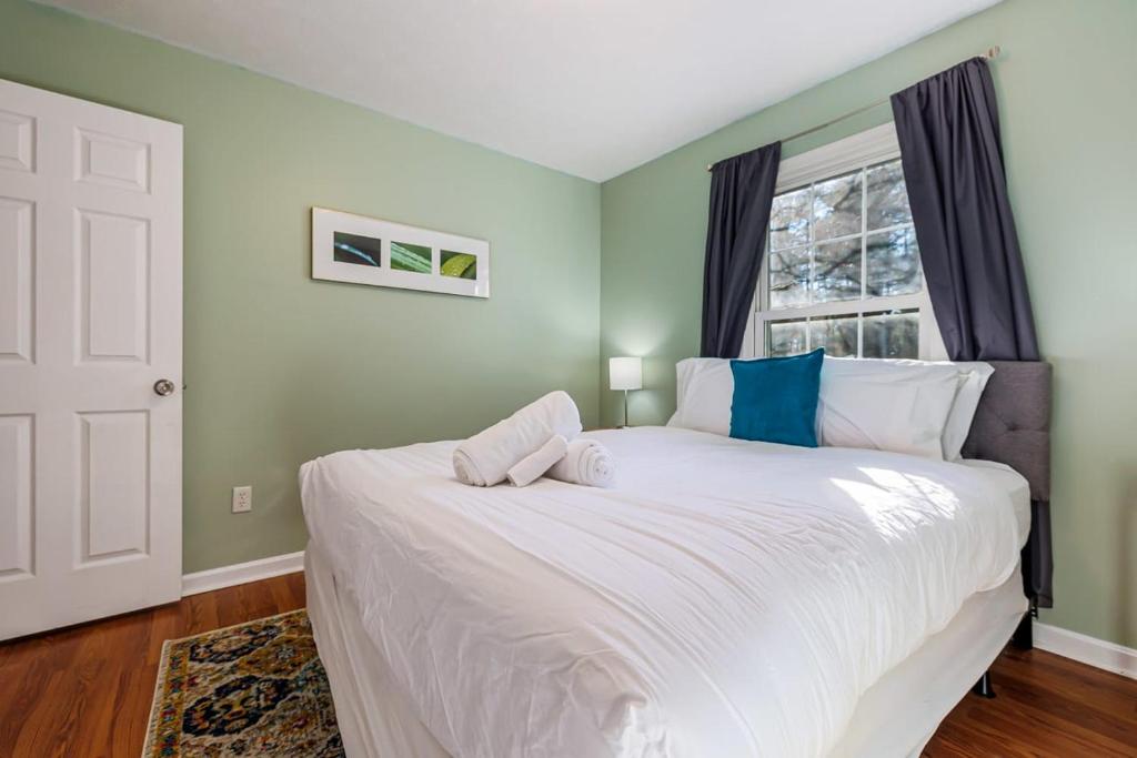 Cottonwood Comfort- 5 minutes to Bryce Resort! photo 3