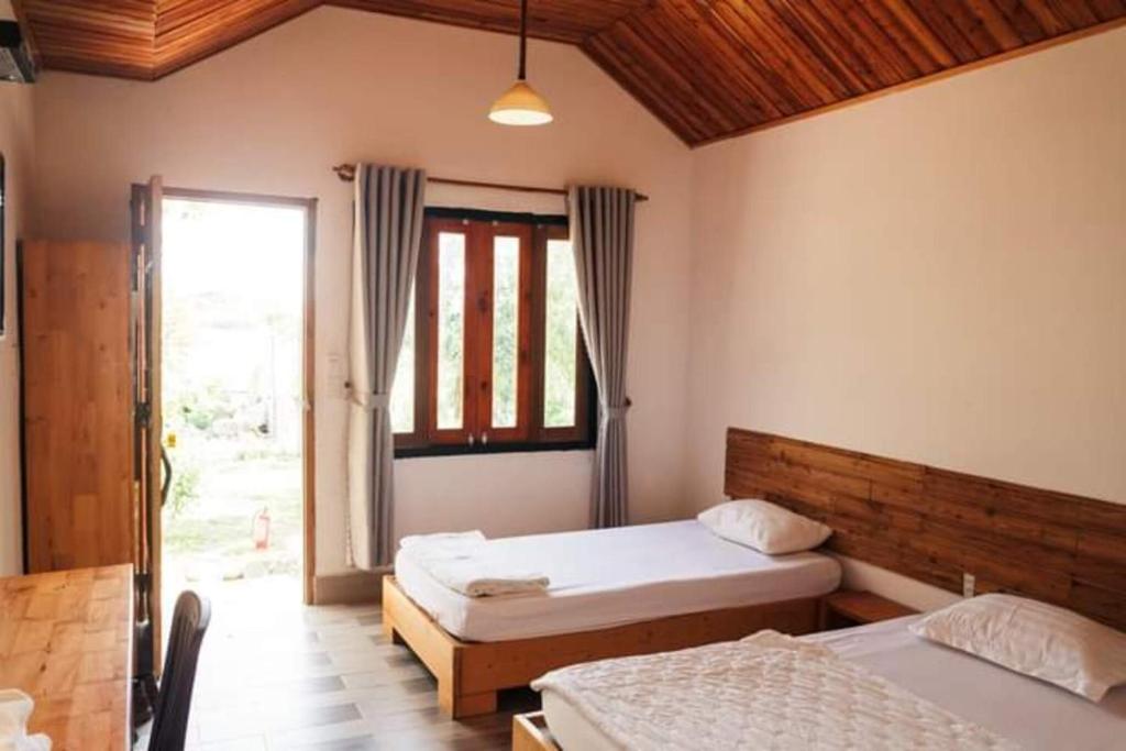 Villa Đảo Hoa Vàng Cam Ranh - Venue Travel