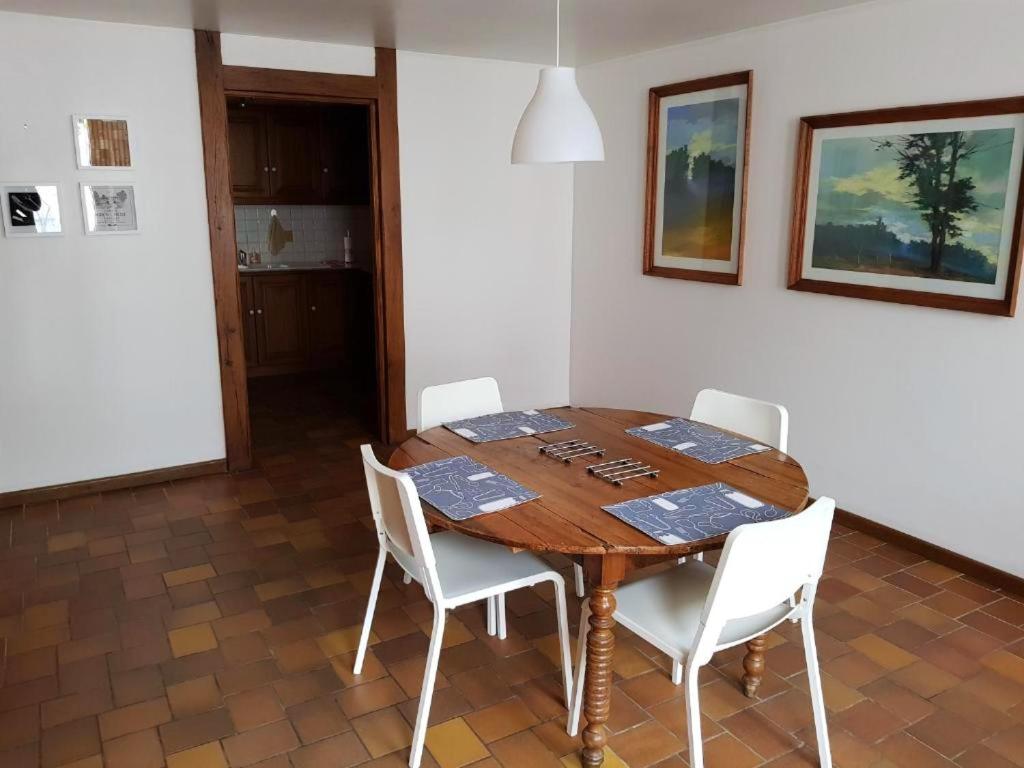 Appartement de 2 chambres avec wifi a Baule