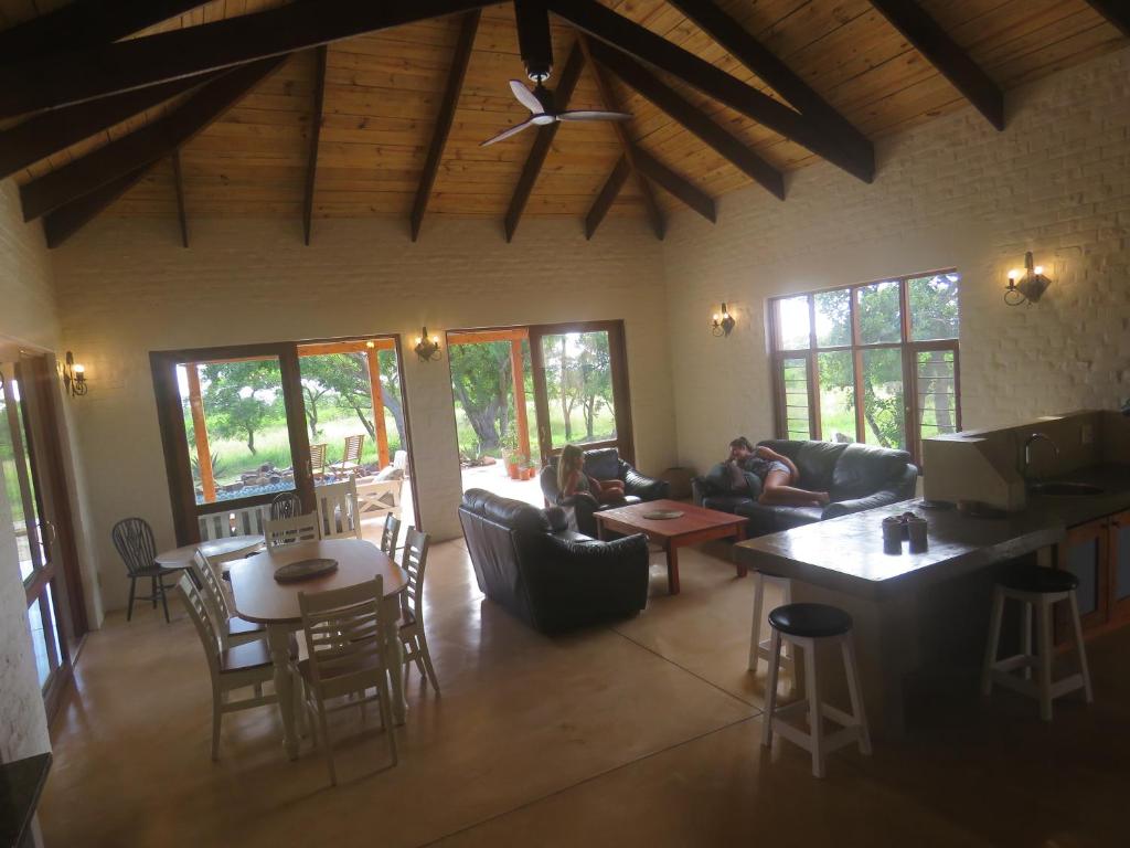 Mkhiweni Villa at Dombeya Wildlife Estate photo 1