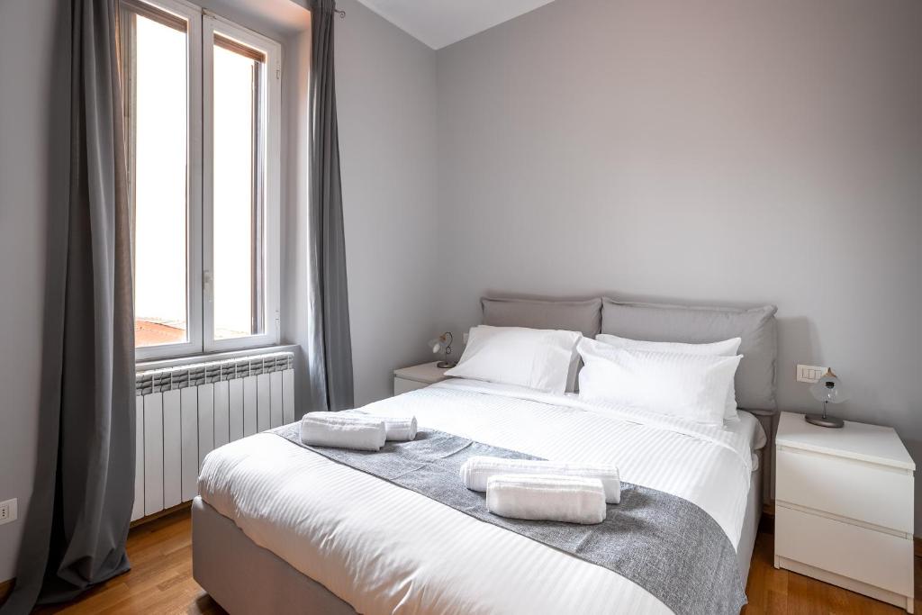 [NAVIGLI-DUOMO] Apartment with Netflix+Wifi photo 1