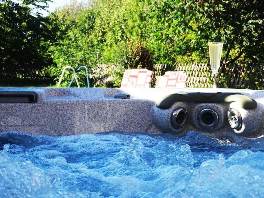 ⁂⁂ GITE LES HERABLES [CLEDICIHOME] Gîte de charme // JACCUZI // SALLE DE JEUX ⁂⁂ photo 2
