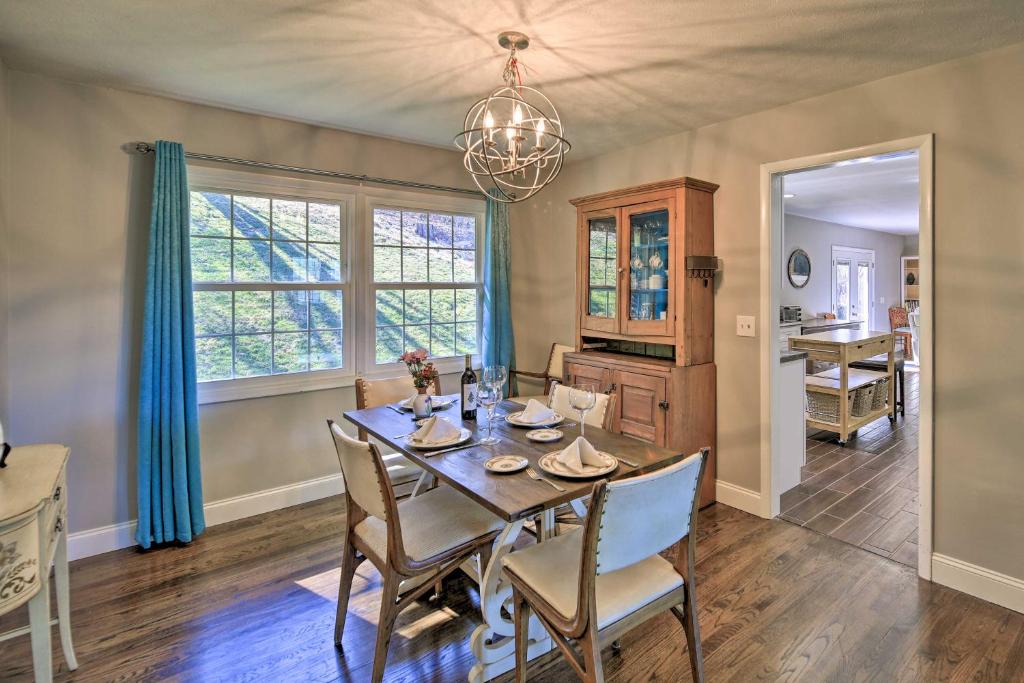 Lakefront Kingsport Home with Private Hot Tub! photo 3