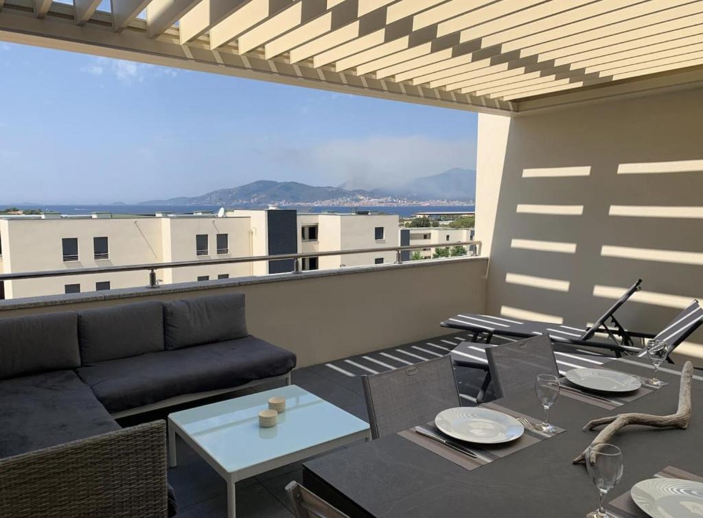 Appartement T3 de standing, vue mer - Porticcio photo 3
