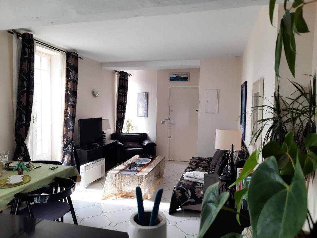 Appartement de charme sur le Port de Marseillan photo 2