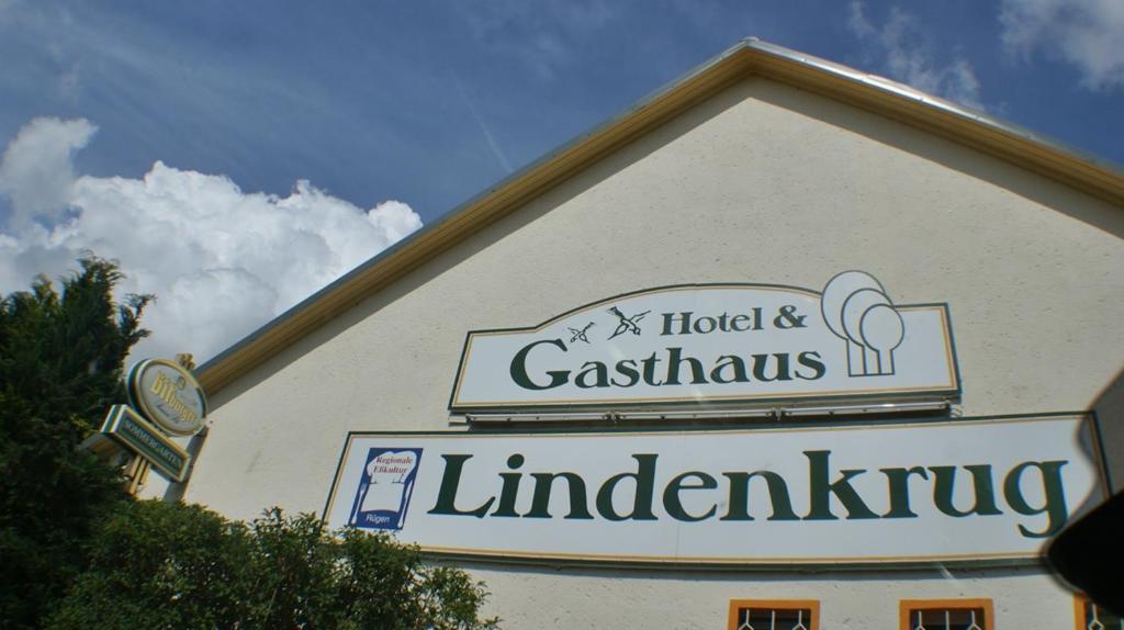 Gasthaus & Hotel Lindenkrug photo 1