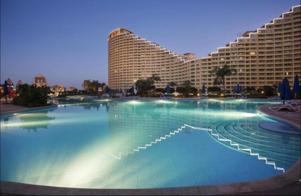 Pentahouse Apartment in Pyramids Porto El-Sokhna