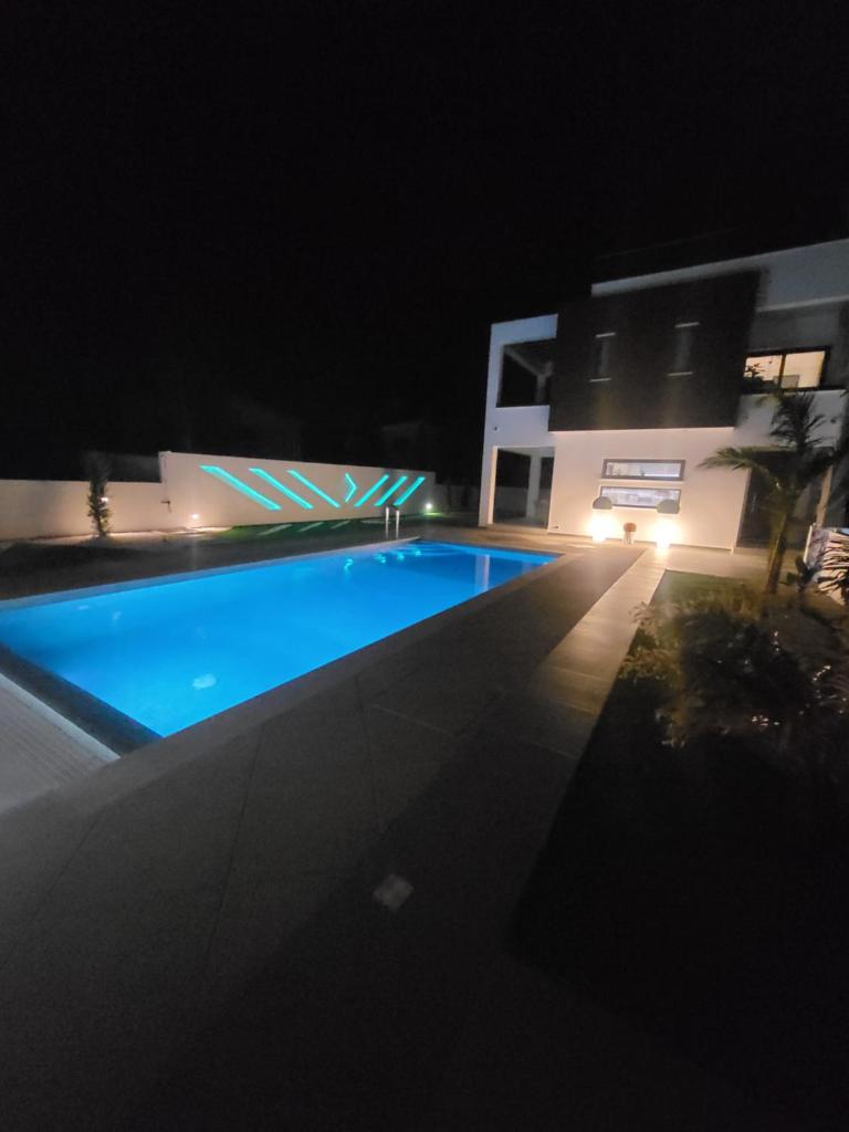 A-Luxury Wellness Sea Villa photo 2