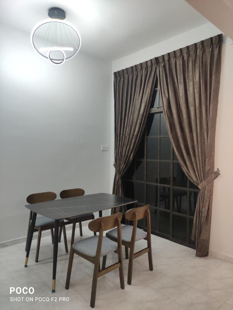 55 homestay 4-bedrooms guesthouse in Bukit Bakri Muar Johor photo 1