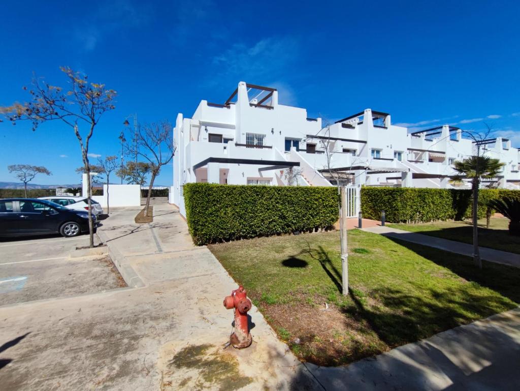 Lovely 3 Bedroom Apartment on Golf Resort photo 1
