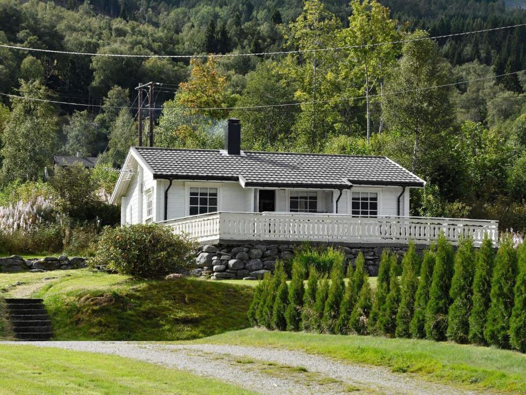 Holiday home Utvik III photo 1