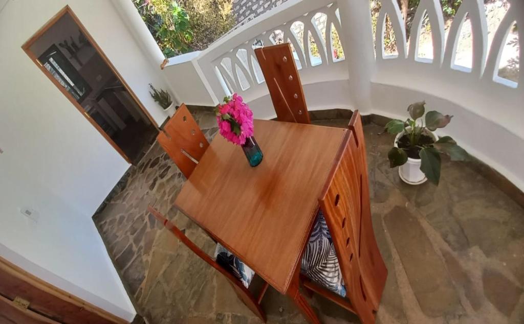 Luxury cosy villa welcoming you by the beach photo 1