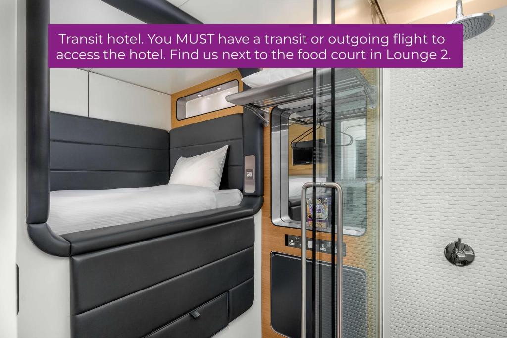 YOTELAIR Amsterdam Schiphol Transit Hotel photo 1
