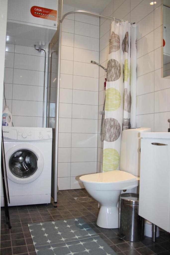 EMMA - New & Modern row house flat in Närpes - 24h Check in photo 4