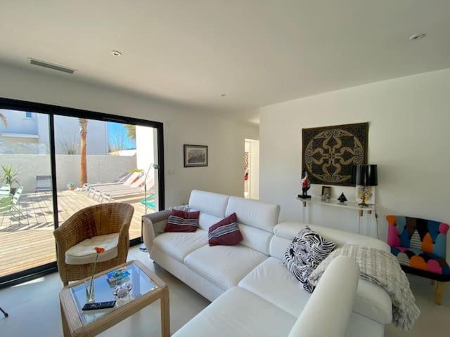 VILLA D’ARCHITECTE À 400M DE LA PLAGE photo 2