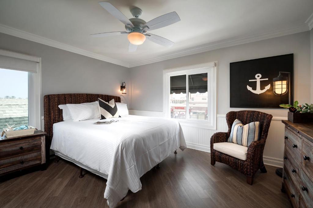 Newport Beach Hotel, A Four Sisters Inn image