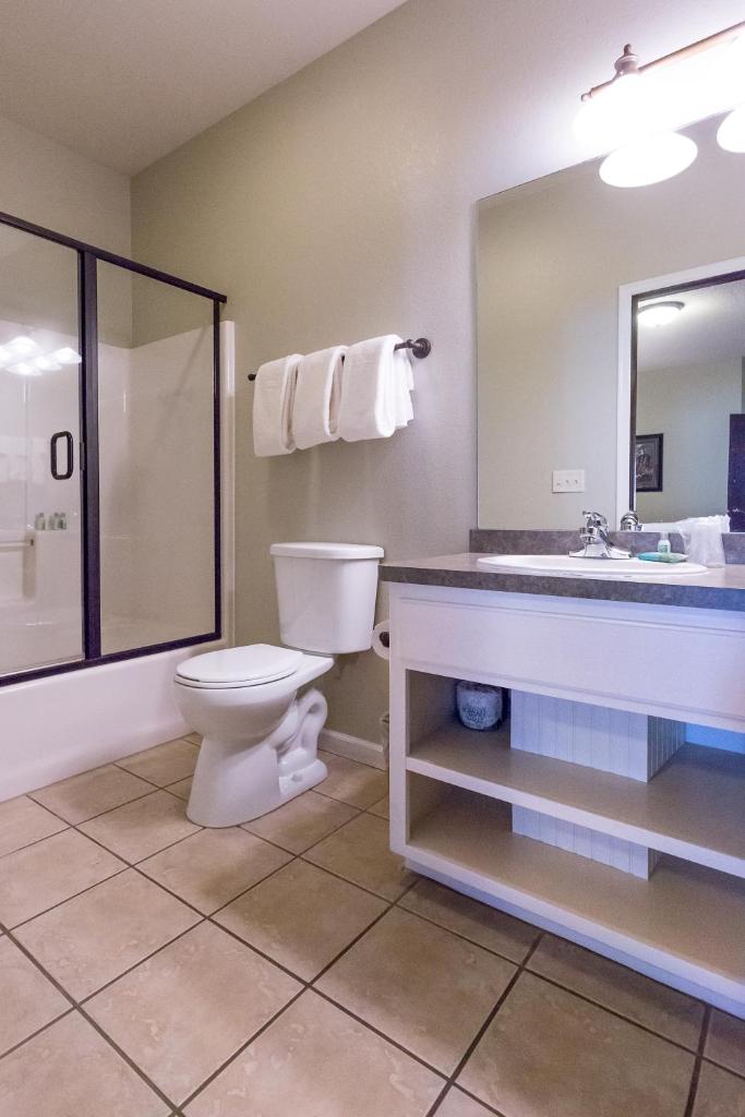 Bay Colony Unit 771 - Upper Level photo 1