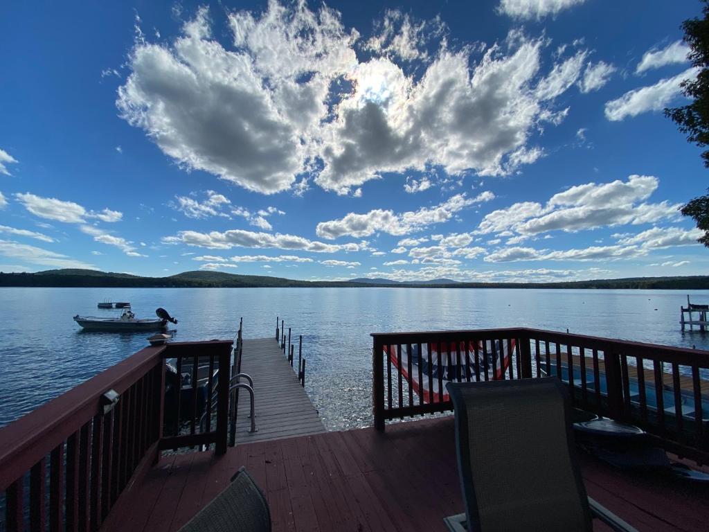 Charming studio in-law on Great East Lake photo 1