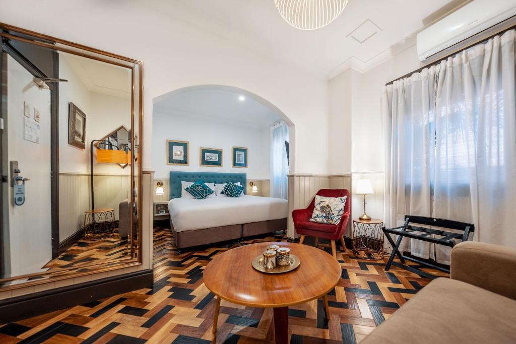 Cremorne Point Manor photo 3
