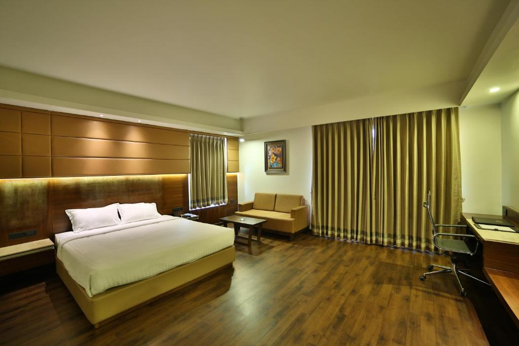 HOTEL G EXPRESS Formerly Known as TGB Express photo 2
