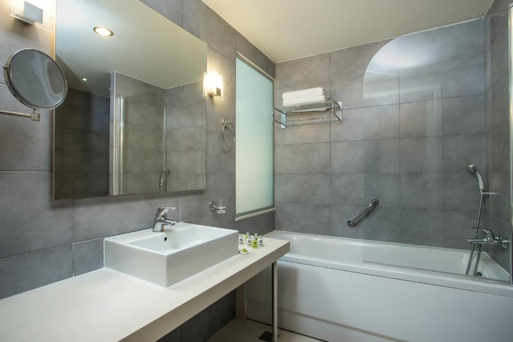 Lindos White Hotel & Suites photo 1