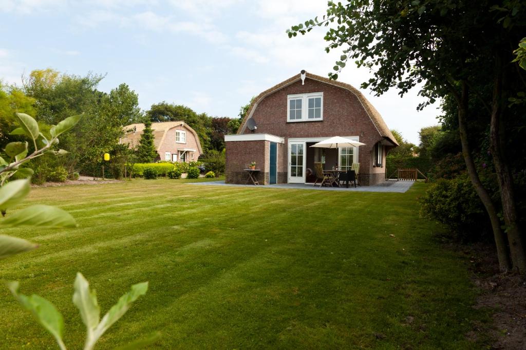 Het Eerste Huisje vacation home photo 1