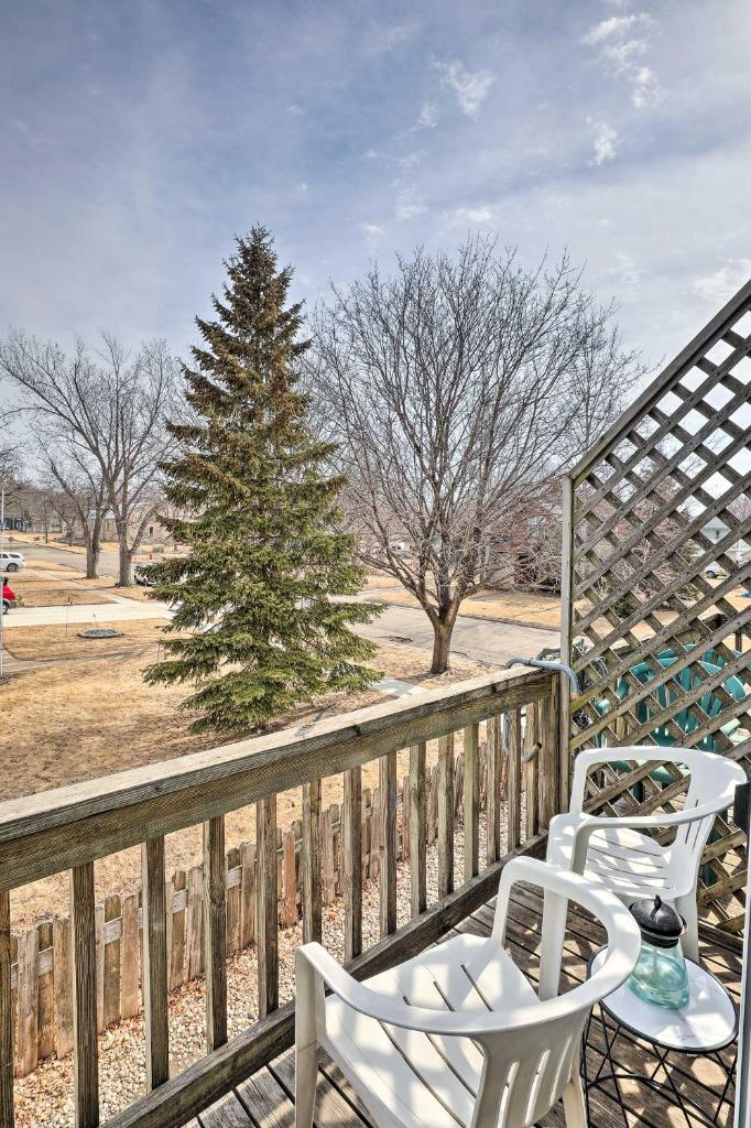 Quaint Akron Studio - Near Parks and Hunting! photo 2