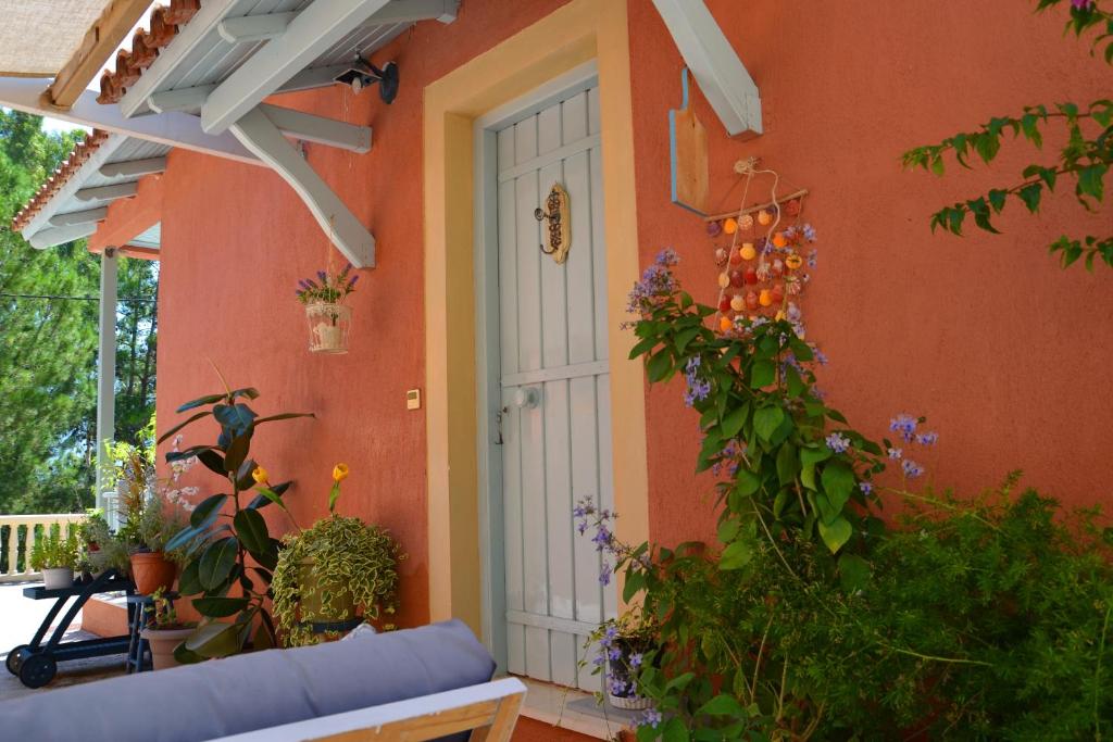 Mihaila seaside: 2 bedroom bungalows Kefalonia photo 4