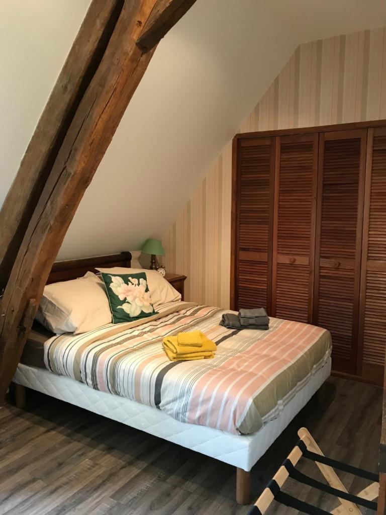 Gîte Le Mur magnifique longère au Bourgogne-du-Sud photo 4