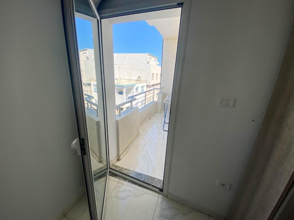 Cosy Apartment in La Marsa - 2 bed 1 Bath photo 3