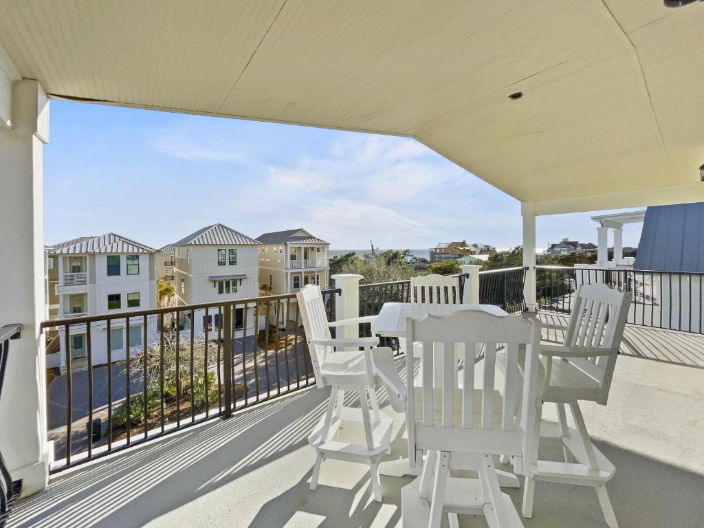 Pompano Palace Home photo 3