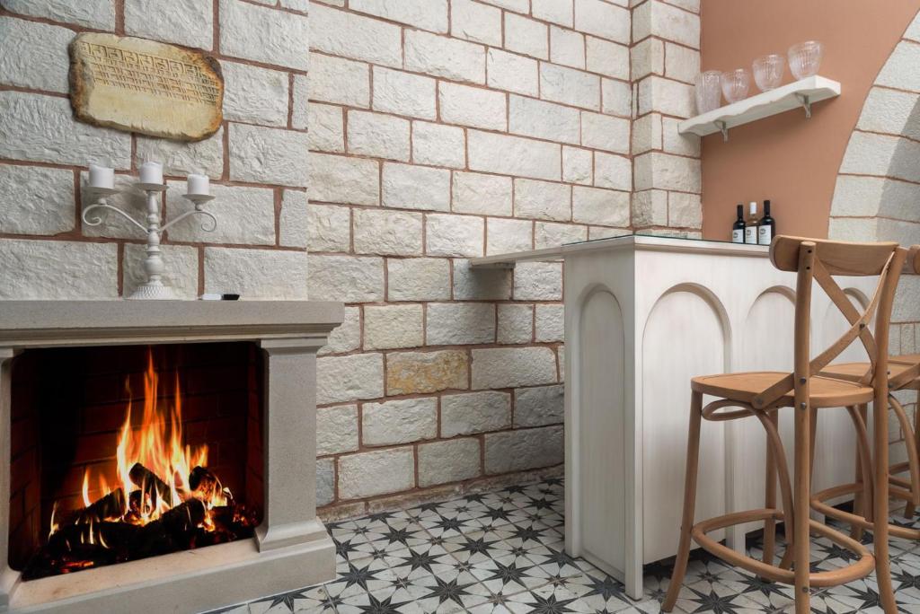 Estia Luxury Living photo 3