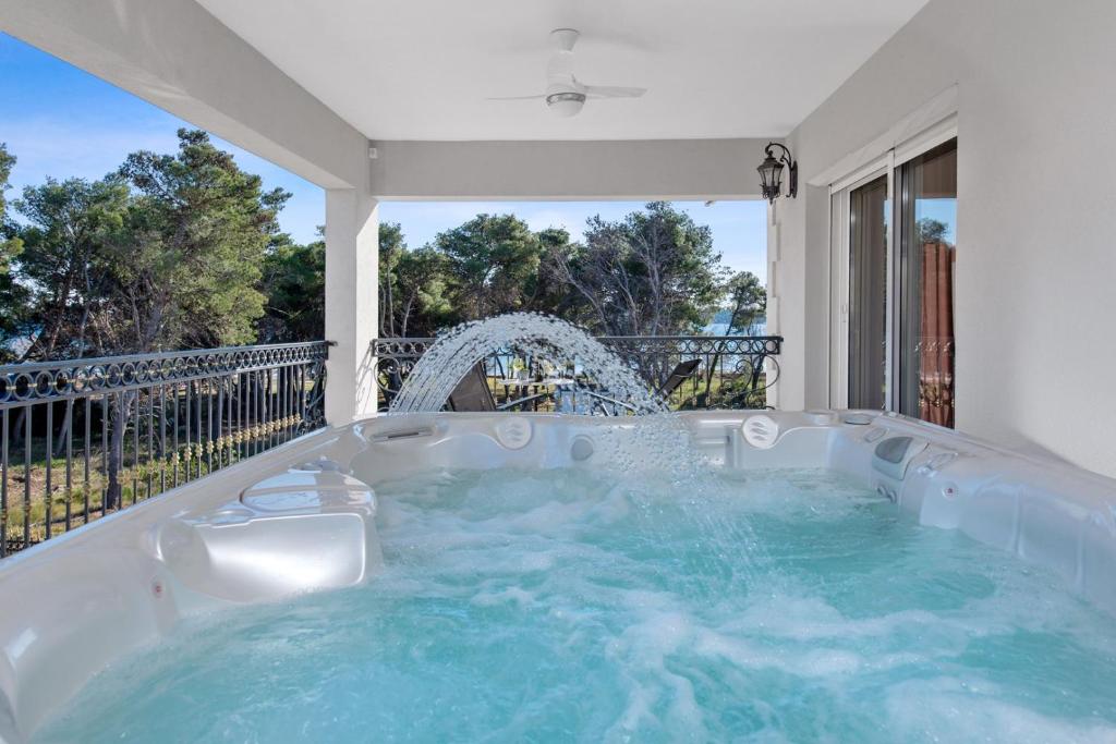 Villa Carolus in Vodice photo 3
