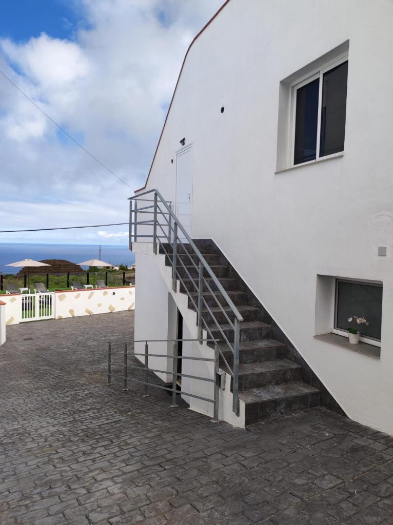 CASA PIRÁMIDE 2. Terraza WiFi y Parking Privado photo 1