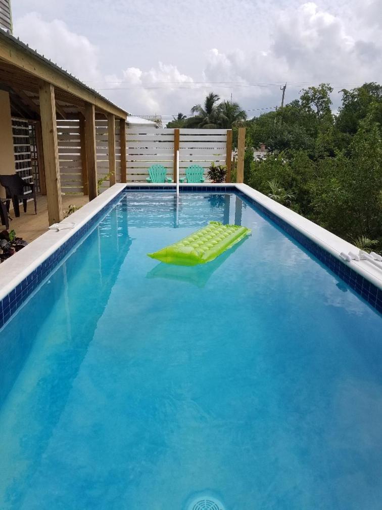 The BNB on Triggerfish Close to the airport photo 1