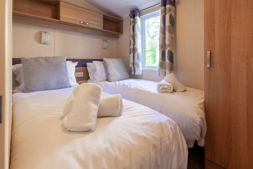 Beechcroft - Norfolk Cottage Agency - Tap to explore photos