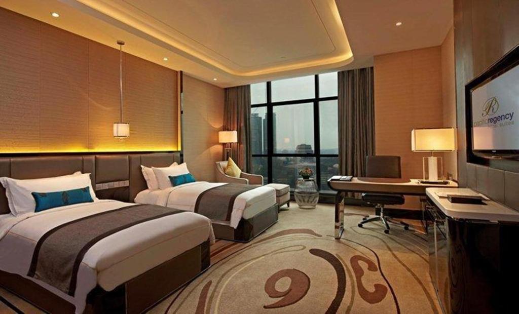 Сьюит (Двухместный суперлюкс «Премьер» с 2 отдельными кроватями), Pacific Regency Hotel Suites
