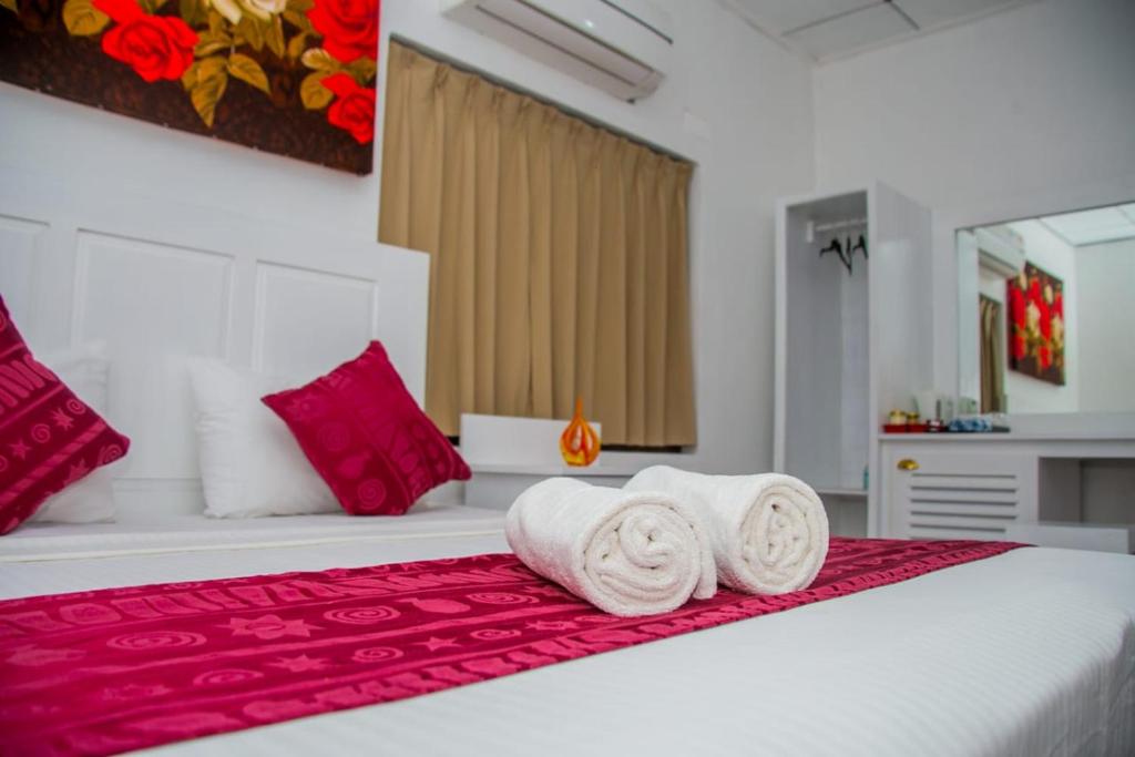 Niwahana Transit City Hotel photo 3