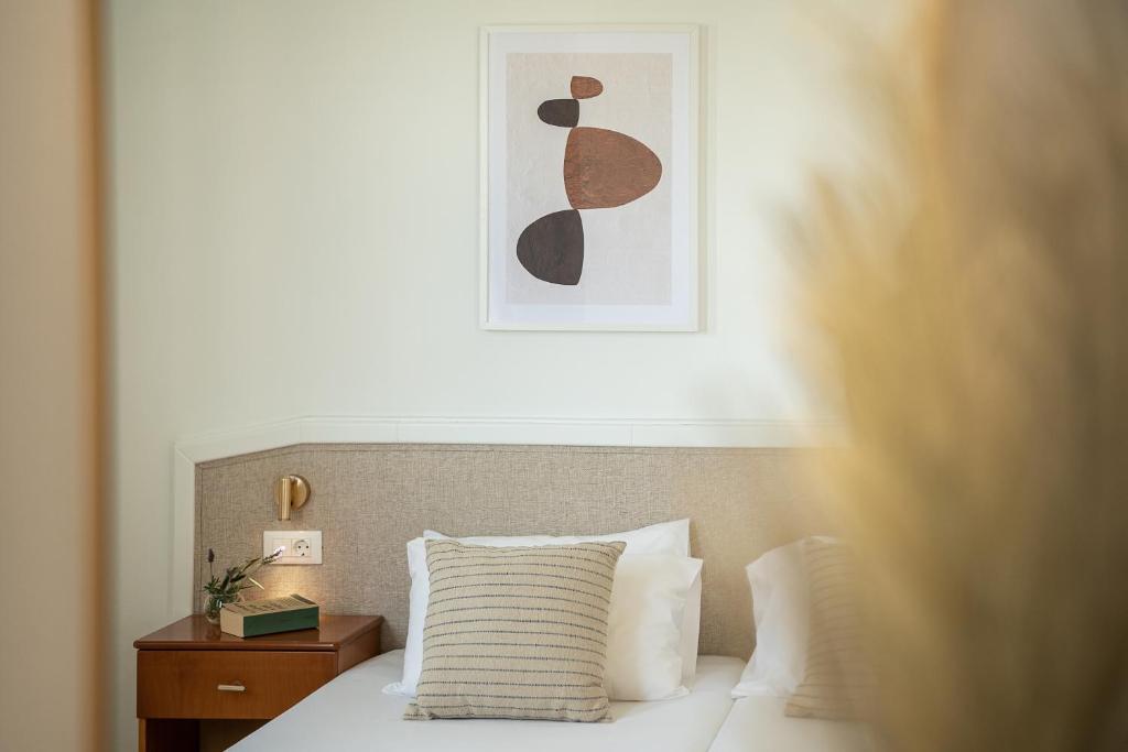 Artemis Apartments photo 2