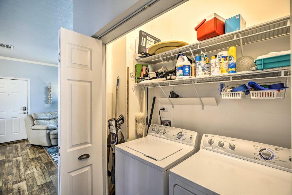 Chic Fort Myers Home Near Sanibel Island Causeway! photo 2