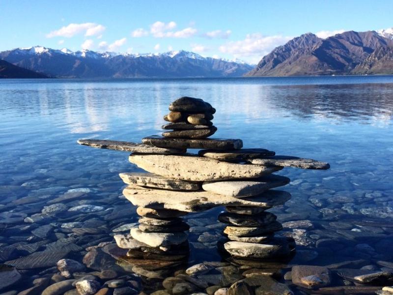 Lakefront Fantail Cottage Lake Hawea, Wanaka photo 3